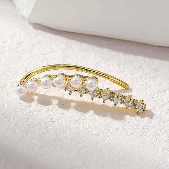 Pearl Gold Zircon Ear Climber - Picture 4 of 5